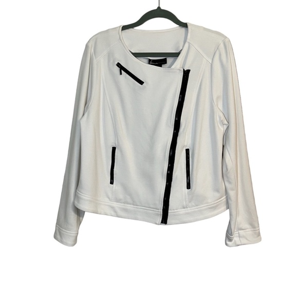 Lane Bryant Womens Jacket Size 16 White Cropped Black Zipper Round Neck Pockets - Picture 1 of 10